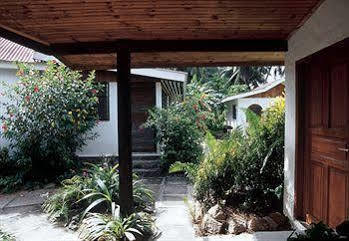 Beach Villa Guesthouse Grand Anse  Exterior foto